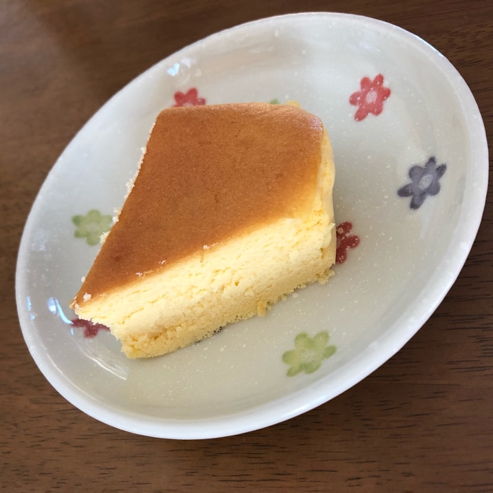 ずぼらさんでもOK！材料3つ簡単スフレチーズケーキ